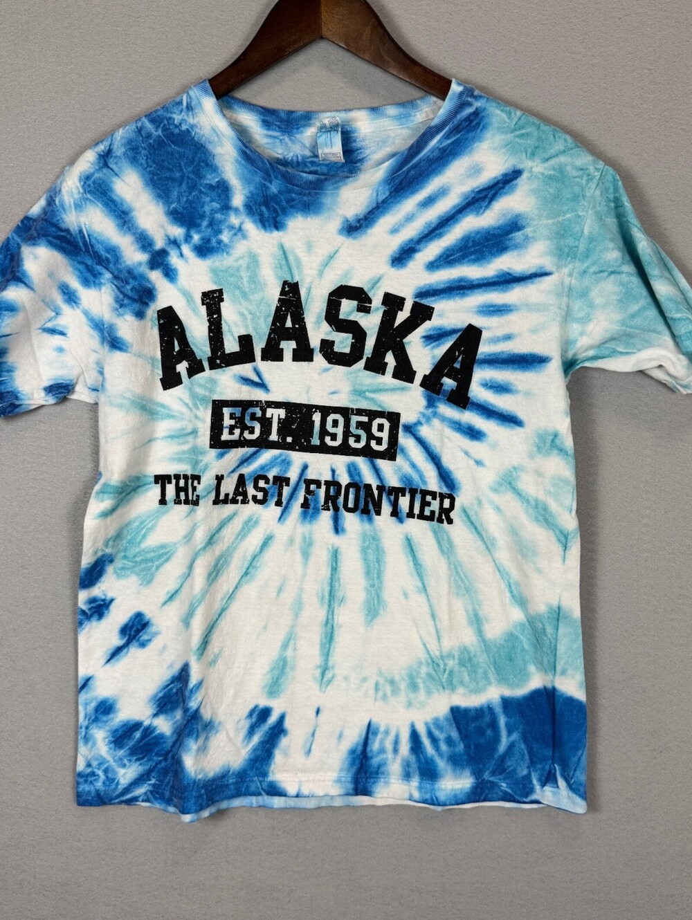Alaska Blue Men's M Tie-Dye Graphic T-Shirt